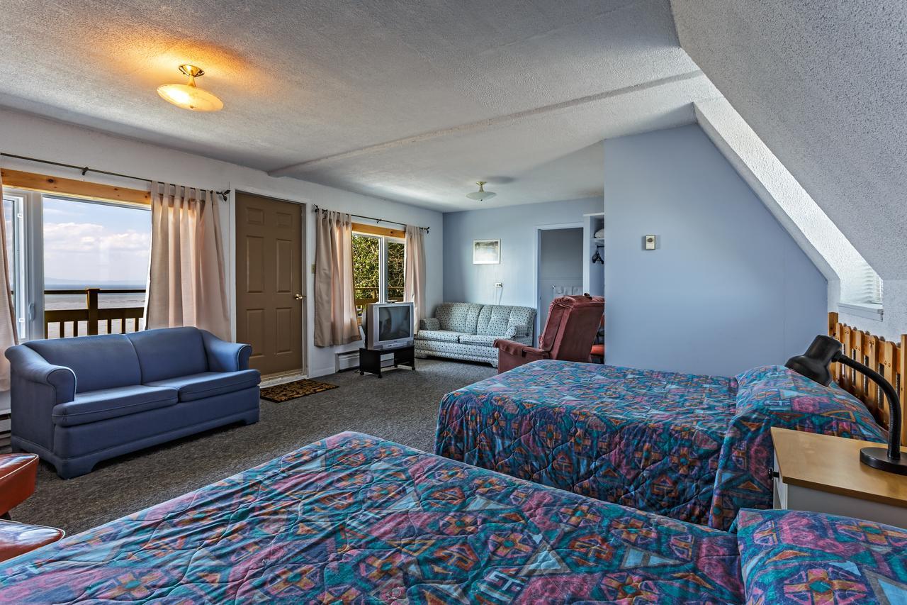 Auberge De L'Anse Rivière-du-Loup エクステリア 写真
